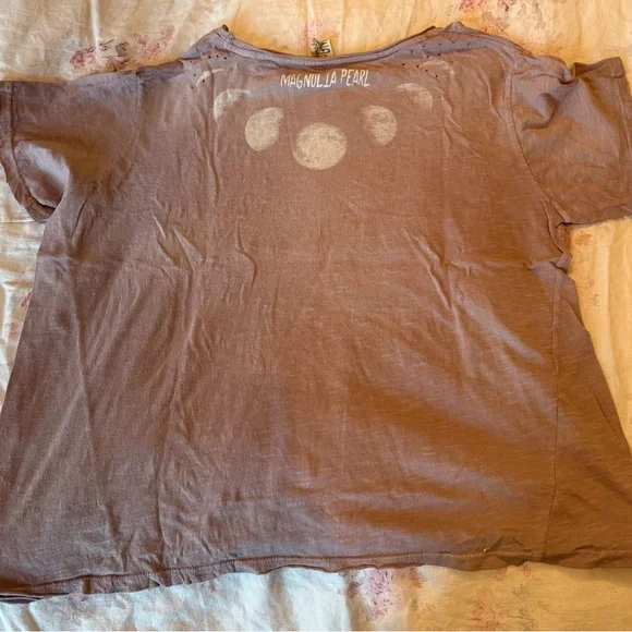 Magnolia Pearl Lavender Moon Evolution T - Boyfriend Cut - OS - Beautiful- NWT - Picture 3 of 5